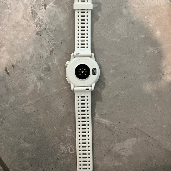COROS Pace 3 Sports Watch w/Charger - Picture 3 of 9